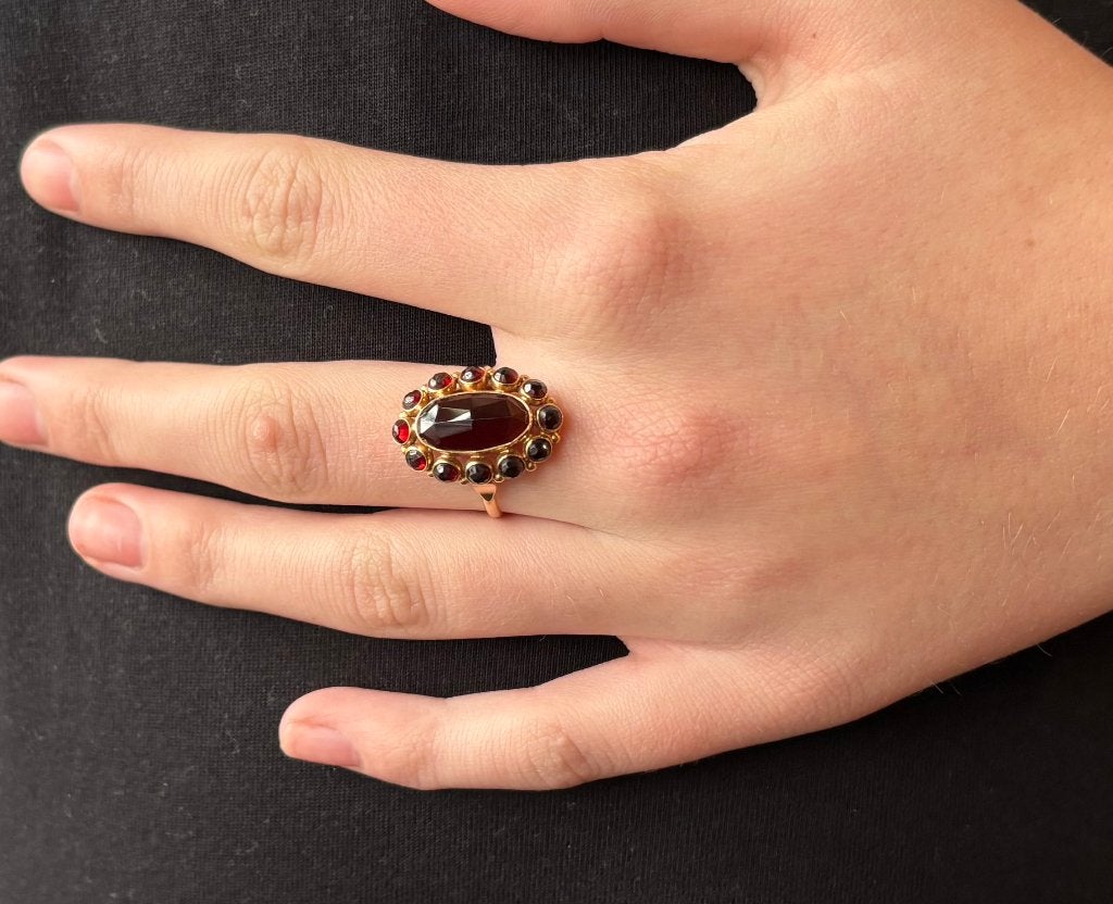 Granaat entourage 14k gouden vintage dames ring robuust, Sieraden, Tassen en Uiterlijk, Antieke sieraden, Ophalen of Verzenden