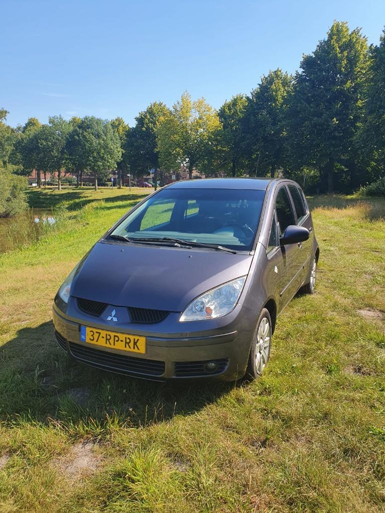 Mitsubishi Colt 1.3 CZ5 2005 Grijs 1350 euro, Auto's, Stof, Colt, Origineel Nederlands, Particulier