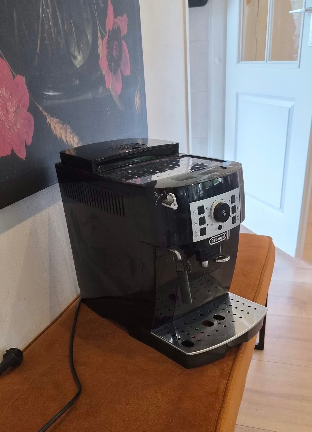 De'Longhi Magnifica S volautomatische espressomachine, Witgoed en Apparatuur, Koffiezetapparaten, Ophalen, Afneembaar waterreservoir