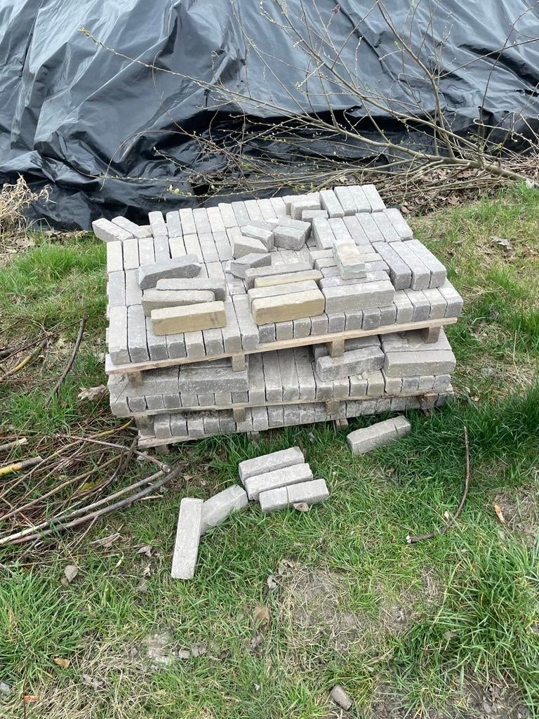 Lotus stenen 200x50 - Retro trendlijn (60 stuks), Tuin en Terras, Tegels en Klinkers, Ophalen, Gebruikt, Klinkers, Minder dan 5 m²