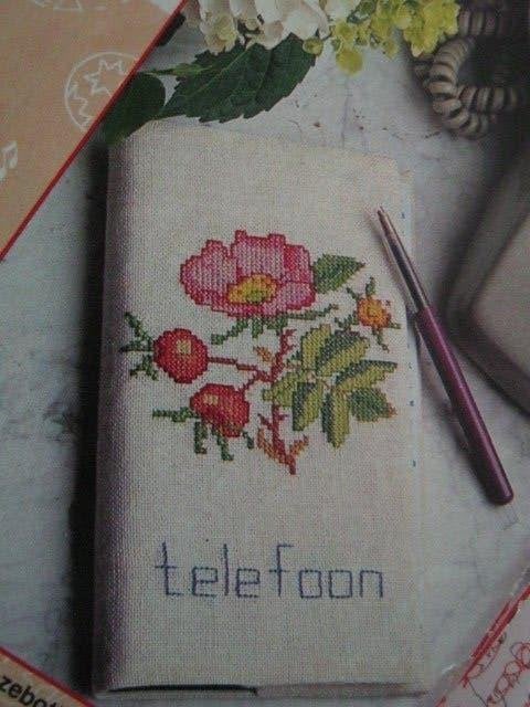 Borduurpatroon  Rozenbottel  nr 9601, Verzenden, Nieuw, Handborduren, Patroon