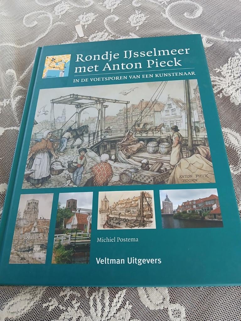 Mooi boek Anton Pieck- rondje IJsselmeer met Anton Pieck, Ophalen of Verzenden, Zo goed als nieuw, Michiel Postema