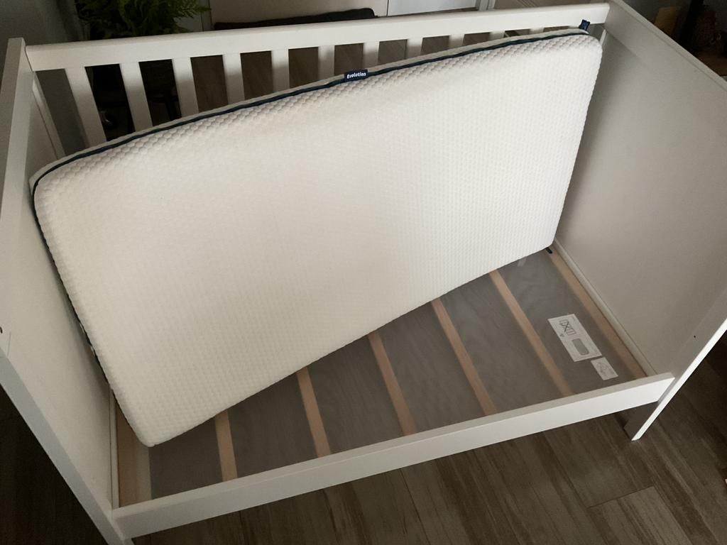 Aerosleep matrasje 120x60 zgan, Ophalen, Zo goed als nieuw, Minder dan 140 cm, Minder dan 70 cm
