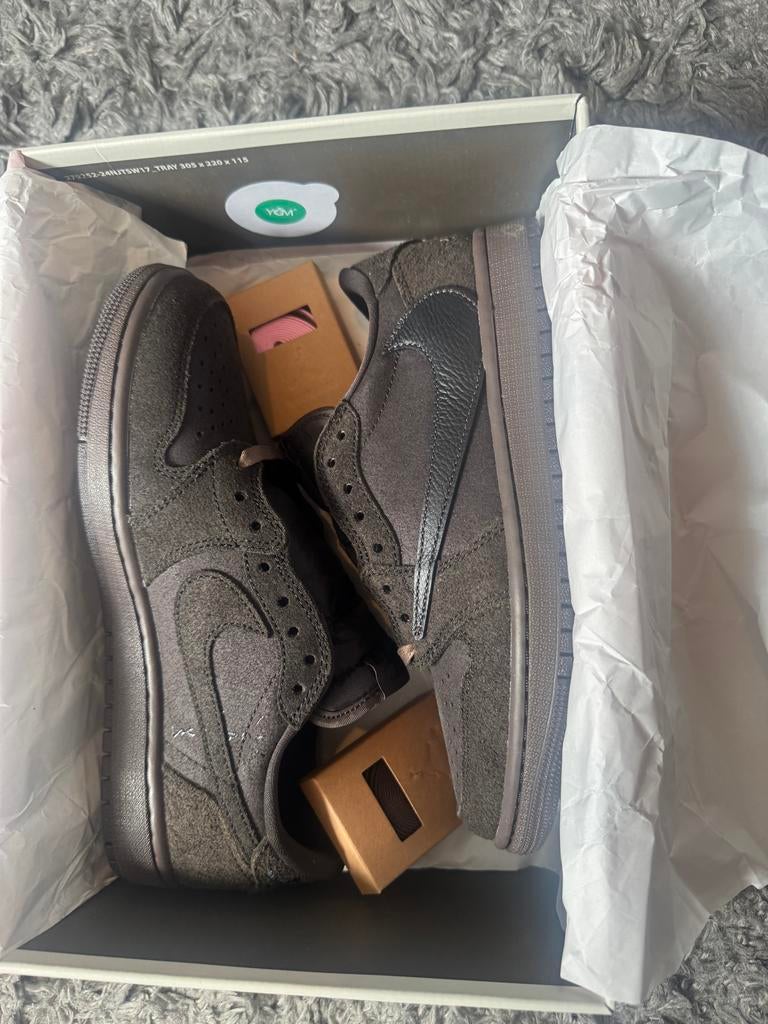 Nike Air Jordan 1 Low Travis Scott velvet brown 40, Bruin, Nieuw, Ophalen of Verzenden, Sneakers of Gympen