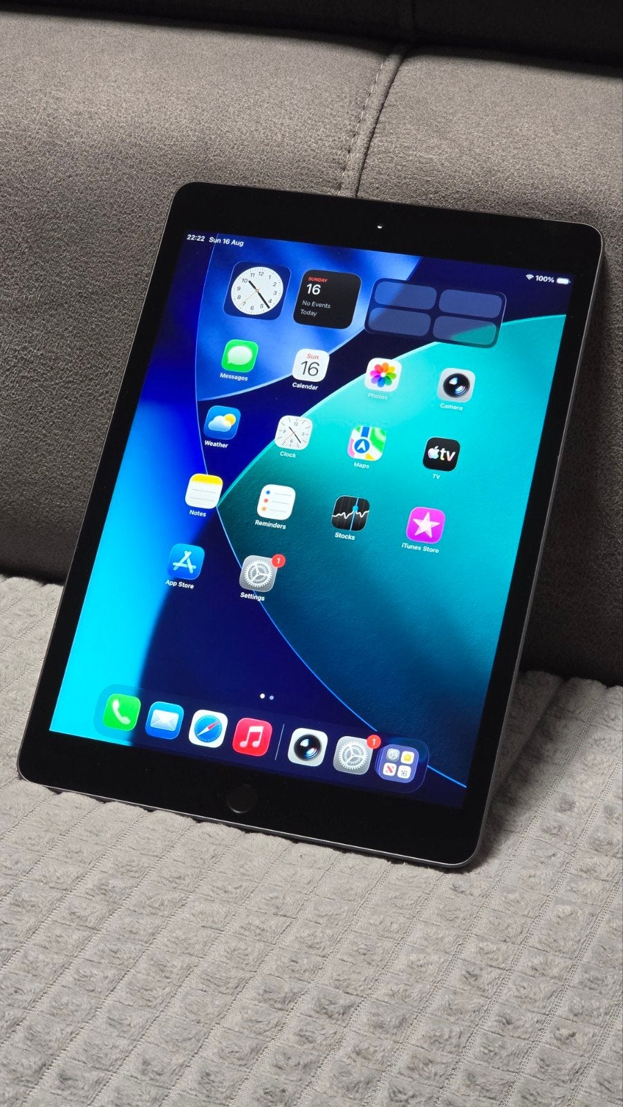 iPad 8th 2020 32GB Wi-Fi + Cellular Like New, Computers en Software, Apple iPads, 10 inch, 32 GB, Apple iPad, Ophalen of Verzenden