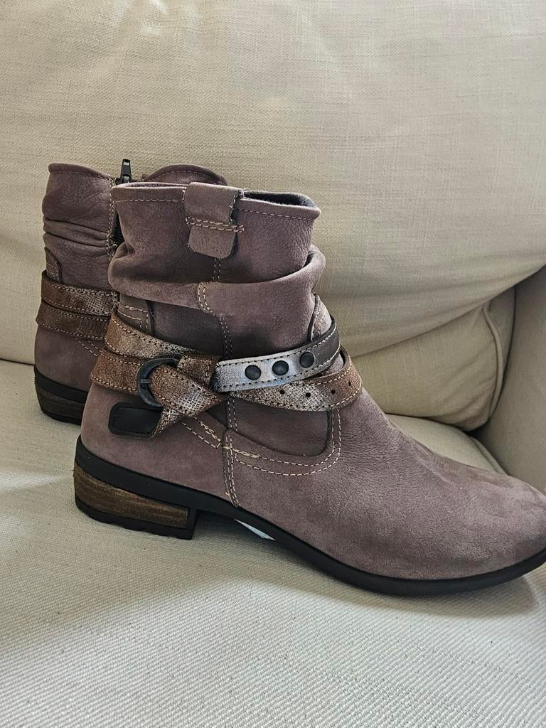 NIEUWE taupe enkellaarsjes Cypres maat 37, Lage of Enkellaarzen, Ophalen of Verzenden, Cypres, Nieuw