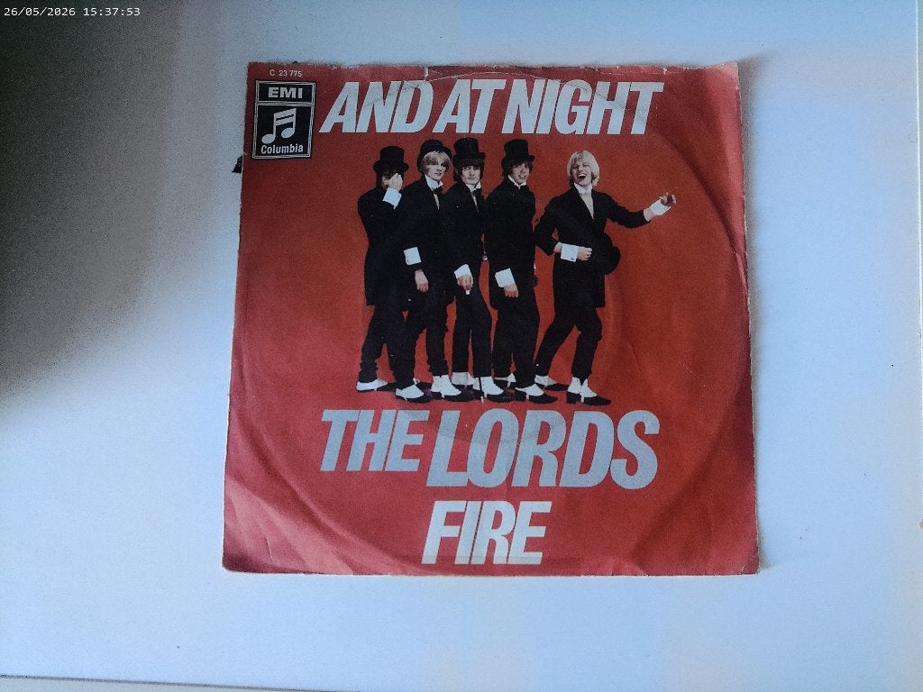 The Lords - And at Night / Fire, Fotohoes, Ophalen of Verzenden, Gebruikt, Rock en Metal