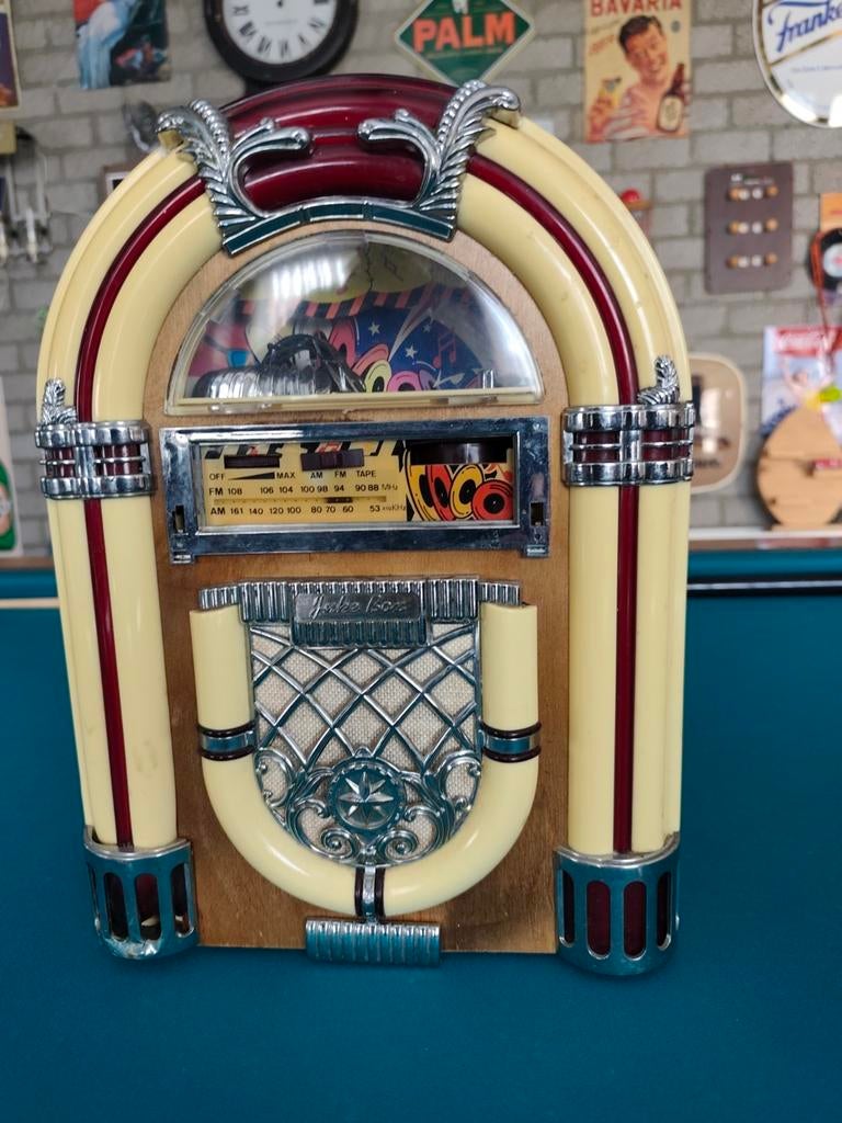 Kleine jukebox, Verzamelen, Automaten | Jukeboxen, Ophalen of Verzenden