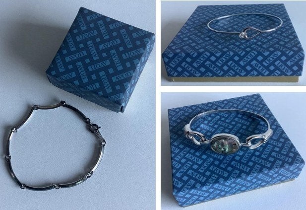 3 vintage Avon armbandjes uit oude stock, Ophalen of Verzenden, Nieuw, Overige kleuren, Overige materialen