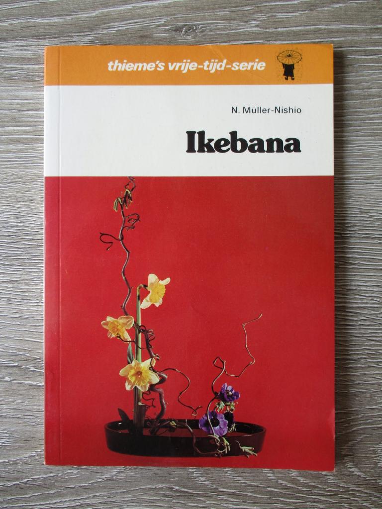 Ikebana - N. Müller-Nishio, Ophalen of Verzenden, Gelezen, Overige onderwerpen
