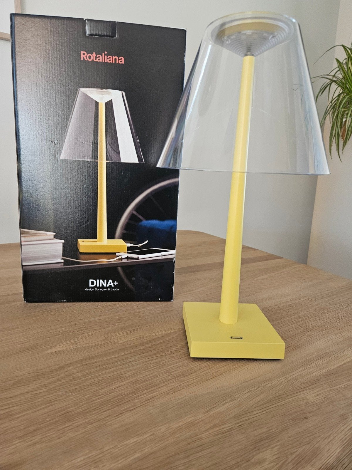 Rotaliana Dina+ Draadloze Tafellamp - Geel, Ophalen, Zo goed als nieuw, Kunststof
