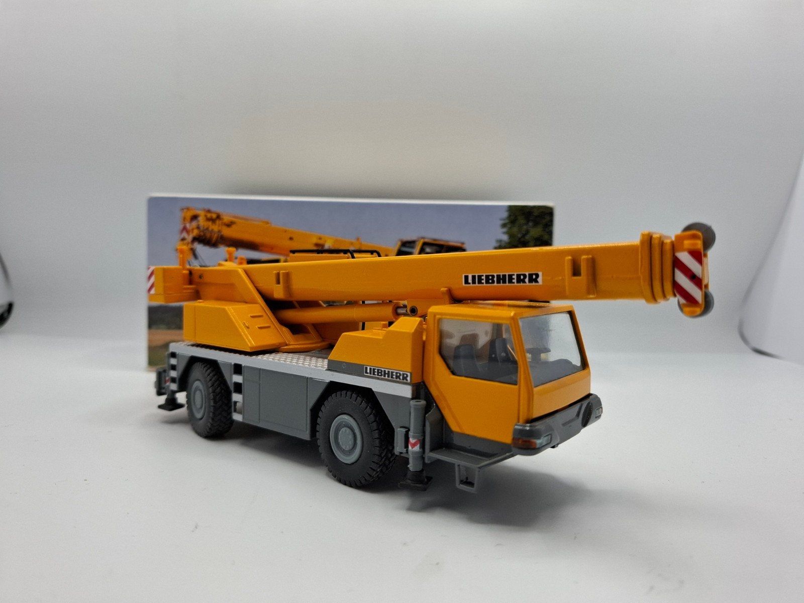 conrad liebherr ltm 1030-2.1 demo nieuw in doos, Hobby en Vrije tijd, Ophalen of Verzenden, Nieuw, Hijskraan, Tractor of Landbouw