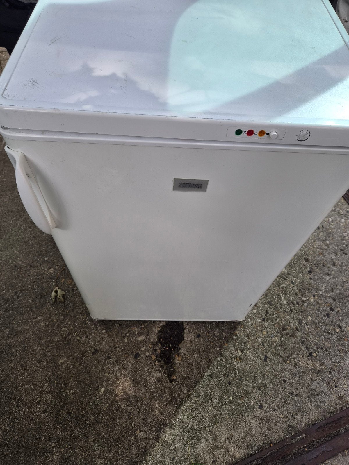 Zanussi Tafelmodel Vriezer Gratis Bezorging Mogelijk, Witgoed en Apparatuur, Vriezers en Diepvrieskisten, Gebruikt, Minder dan 60 cm