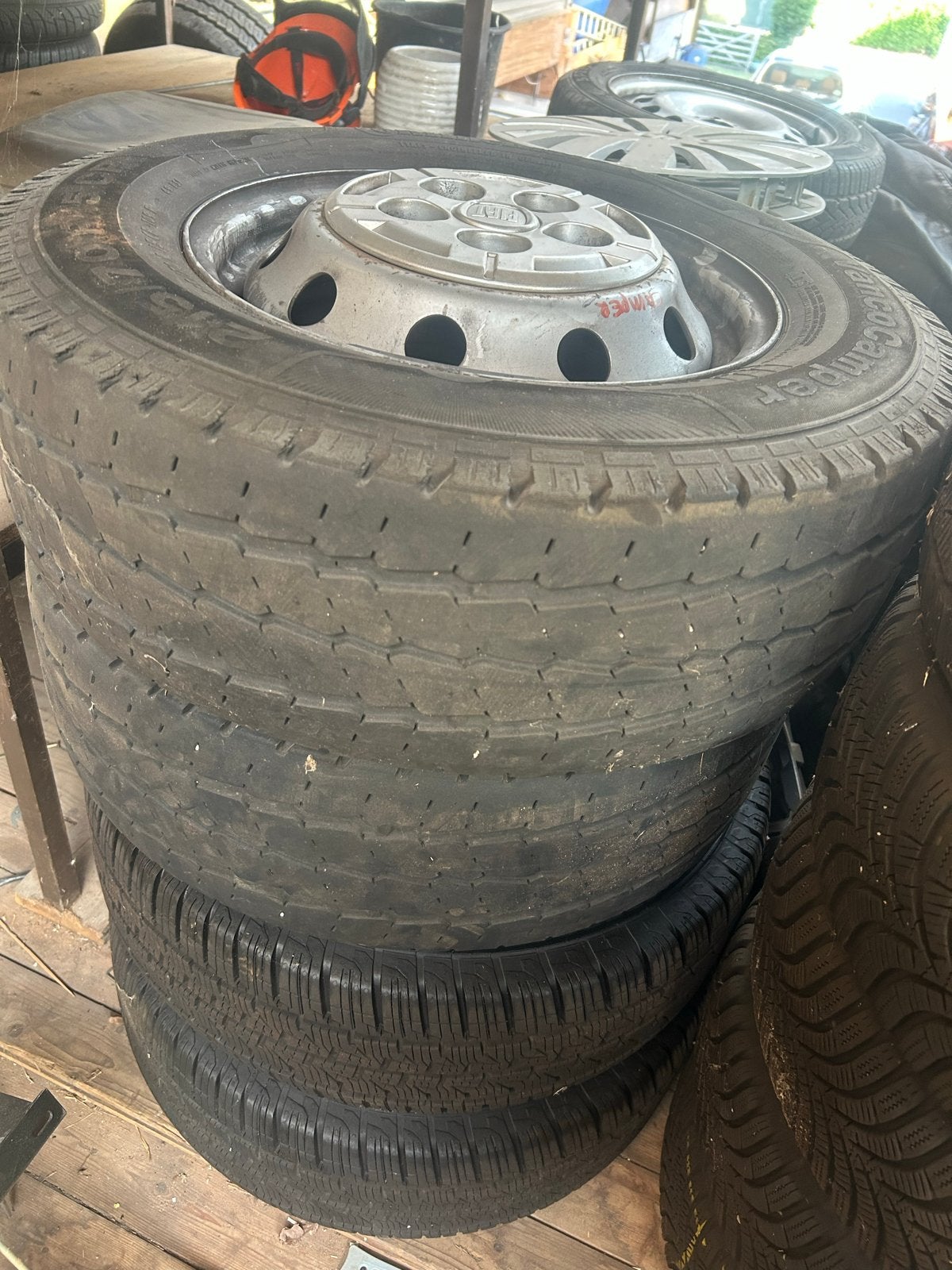 Originele Fiat Ducato Camper Velgen en Banden  215/70 R15, Auto-onderdelen, Banden en Velgen, Ophalen, 15 inch, Banden en Velgen