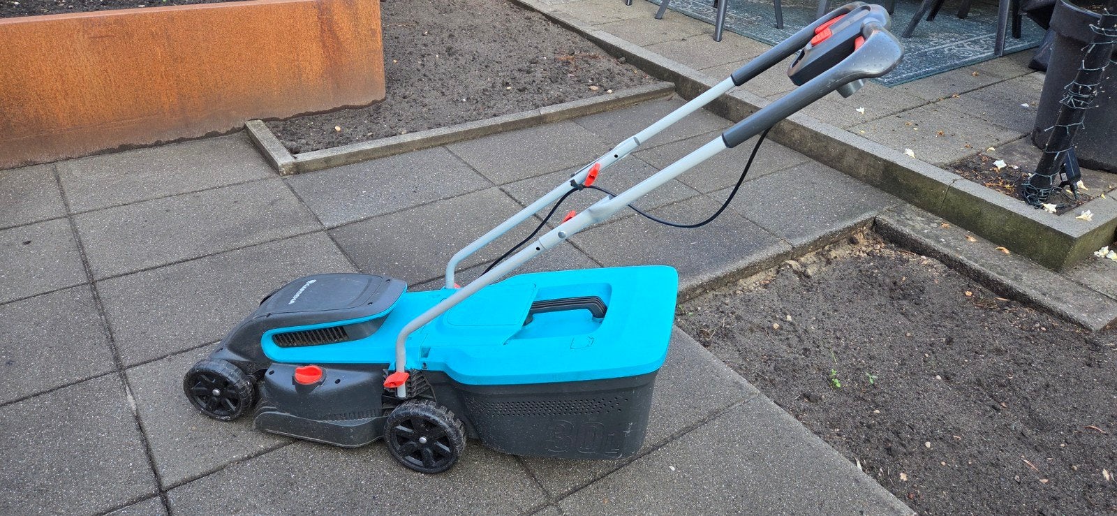 Gardena elektrische grasmaaier met kabel - Werkt perfect!, Ophalen, Gebruikt, Elektrische grasmaaier, Opvangbak