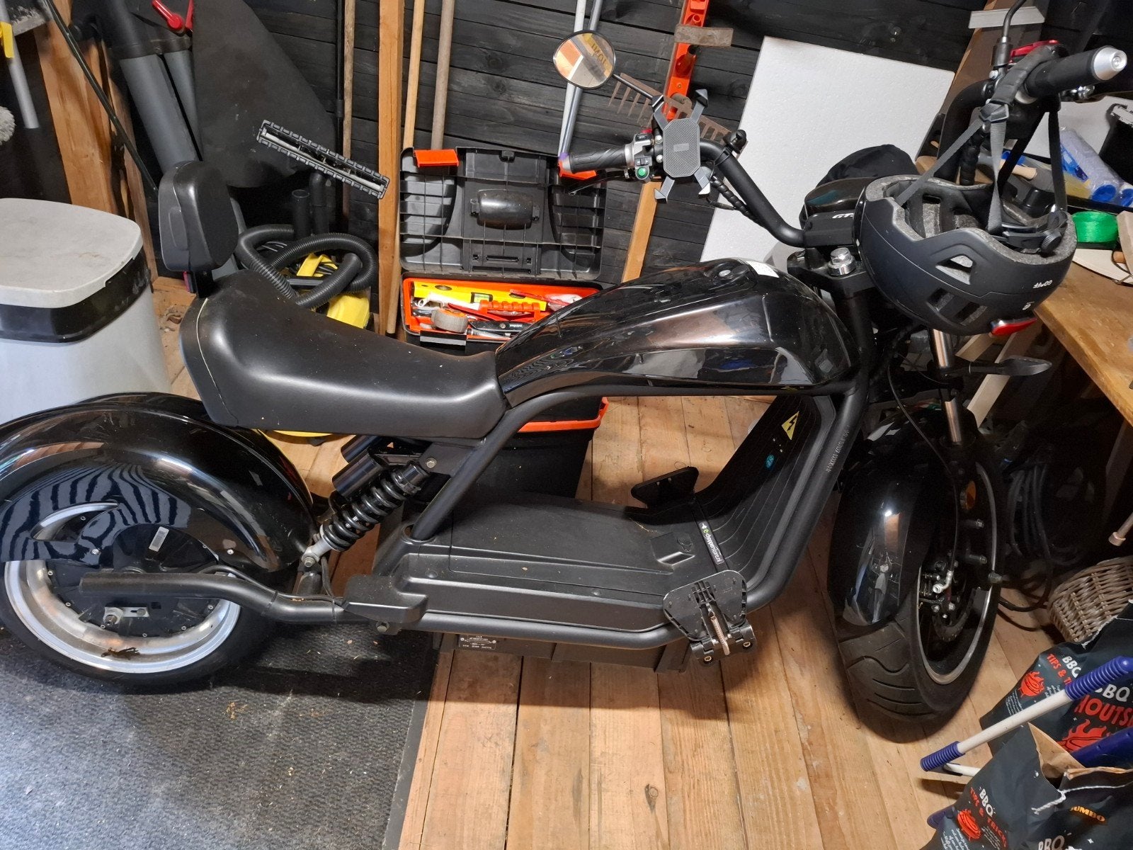 GTS  cafe cruisser Snor Scooter uit 2020, weinig kilometers!, Ophalen
