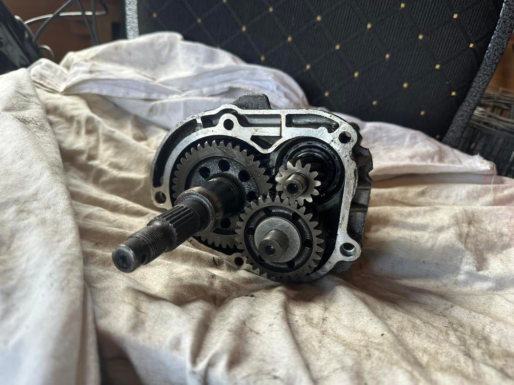 150 vertanding piaggio gilera 125-180, Ophalen of Verzenden, Blok, Piaggio