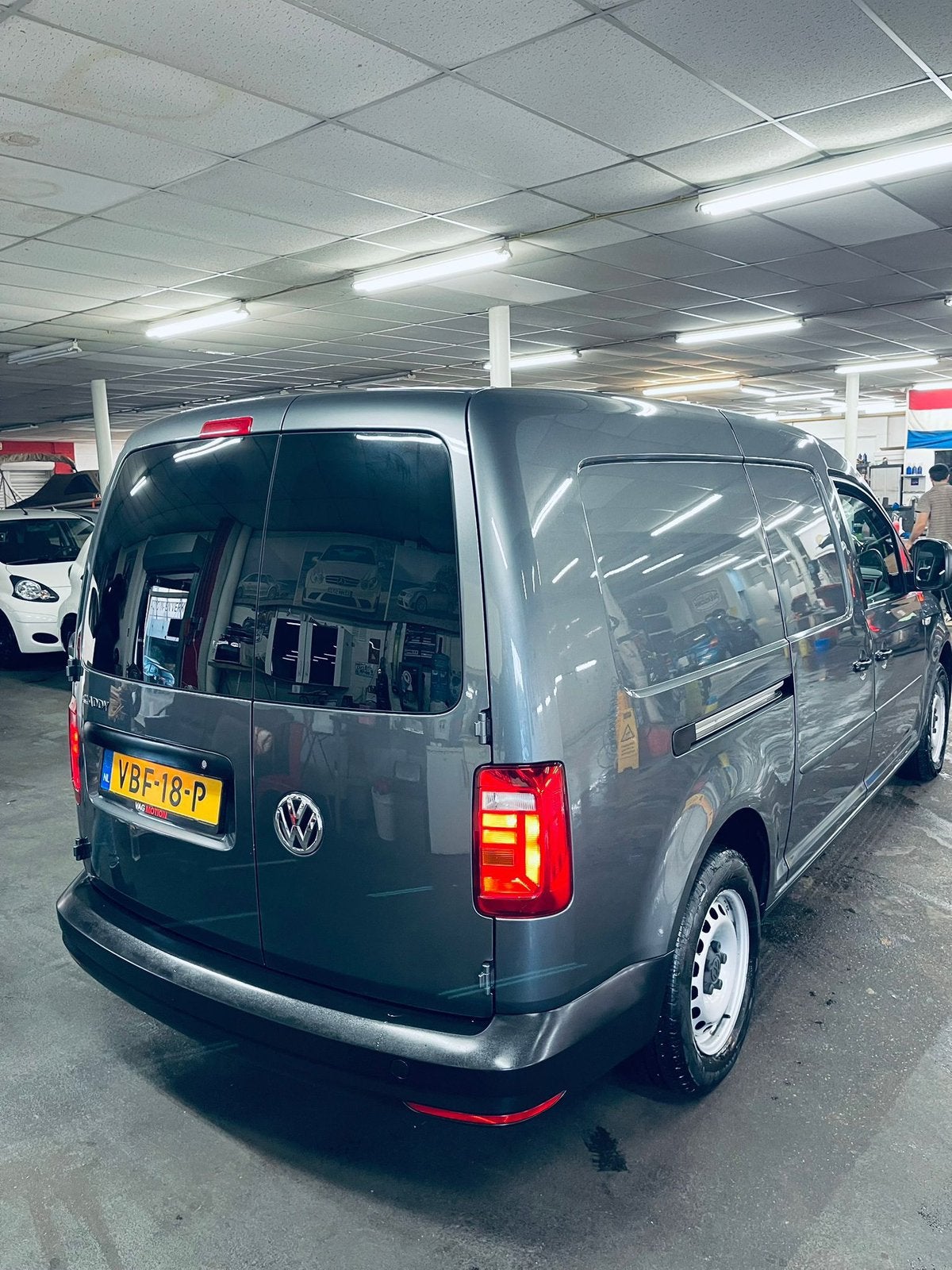 Volkswagen Caddy Maxi 2.0 TDI met BMT L2h1 102pk DSG 2019, Auto's, Stof, 4 cilinders, Volkswagen, Diesel