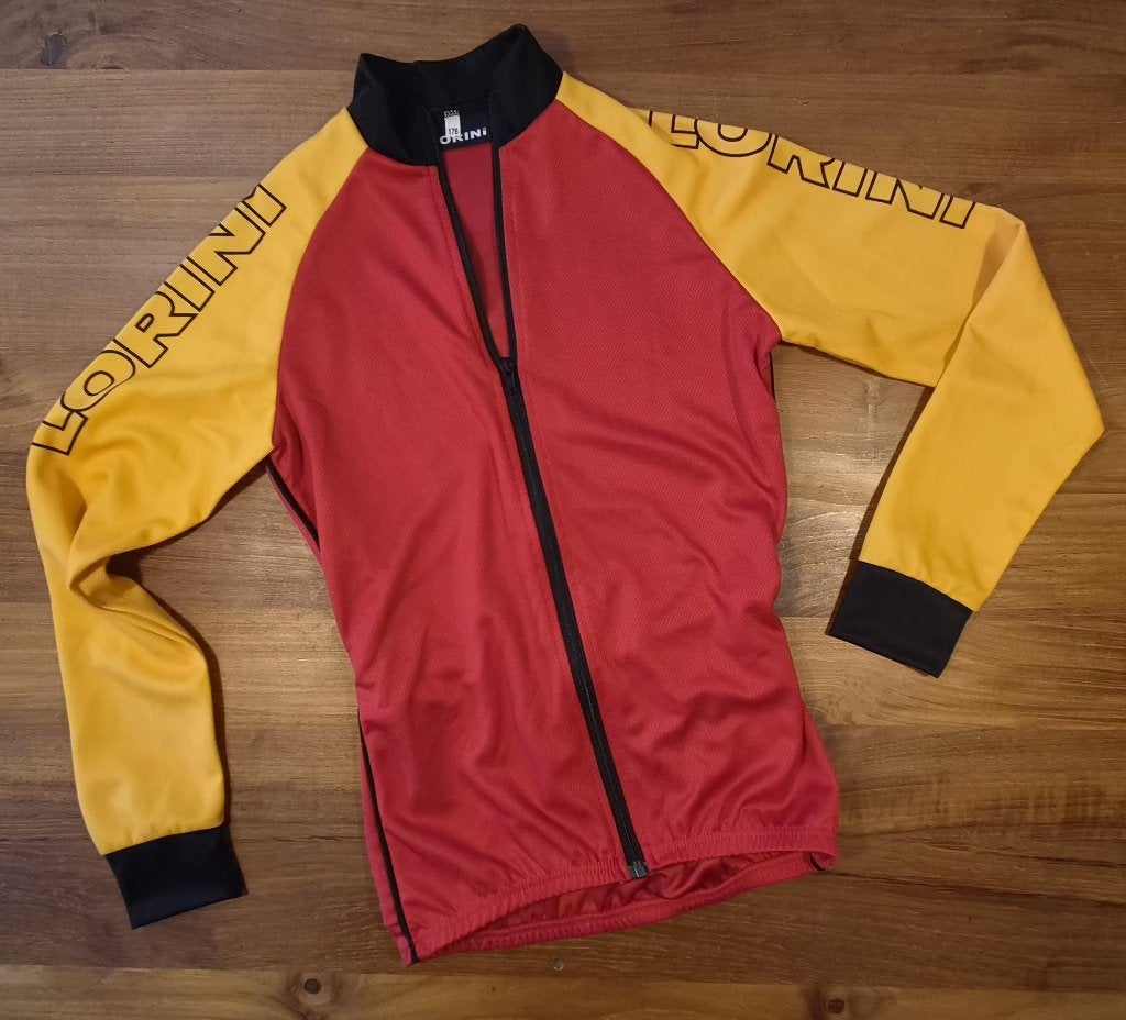 Lorini Geel/Zwart/Rood wielrenshirt Korte mouw maat 164, Fietsen en Brommers, Lorini, Verzenden, Nieuw, Overige maten