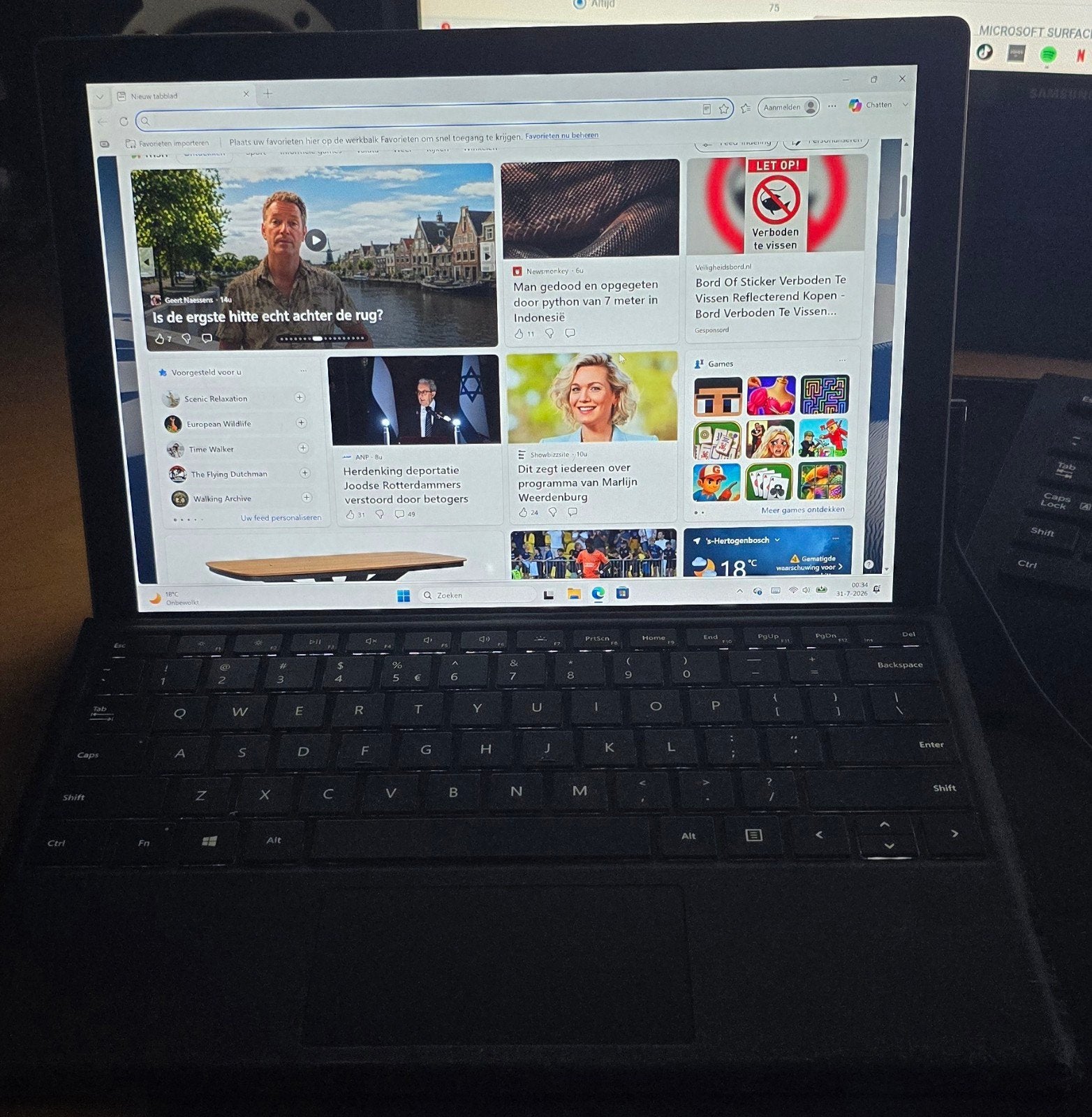 Microsoft Surface Pro 5 (i5-7300U, 8GB RAM, 238GB SSD), 12 inch, Ophalen of Verzenden, Wi-Fi, Microsoft