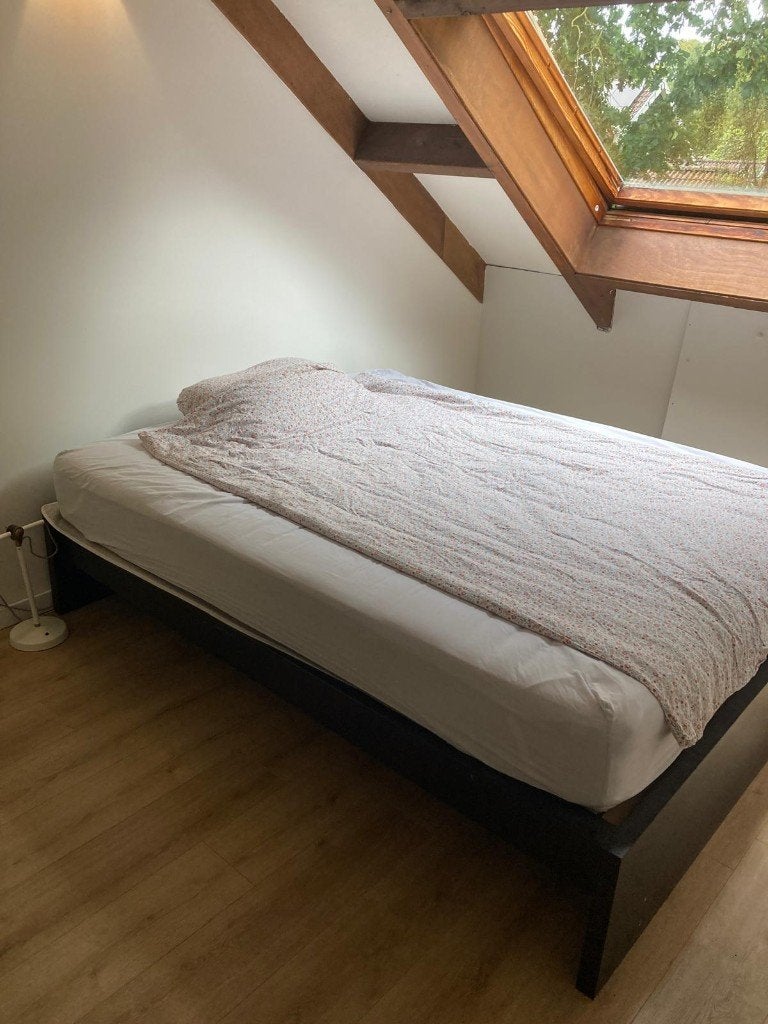 Gratis IKEA MALM bed 160x200 met 2 lades en matras, Ophalen, Gebruikt, Zwart, Tweepersoons