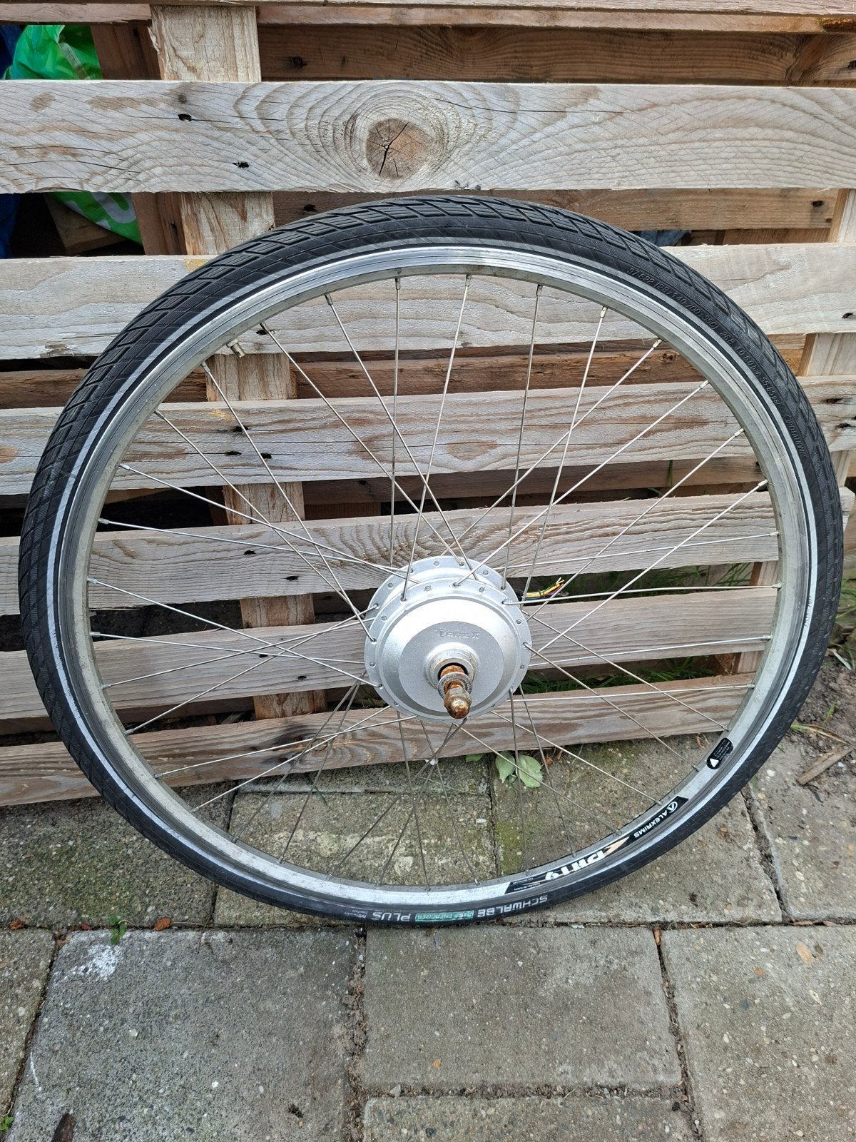 Elektrisch fietswiel met motor 24V 28 inch, Wiel, Gebruikt, Elektrische fiets, Onbekend