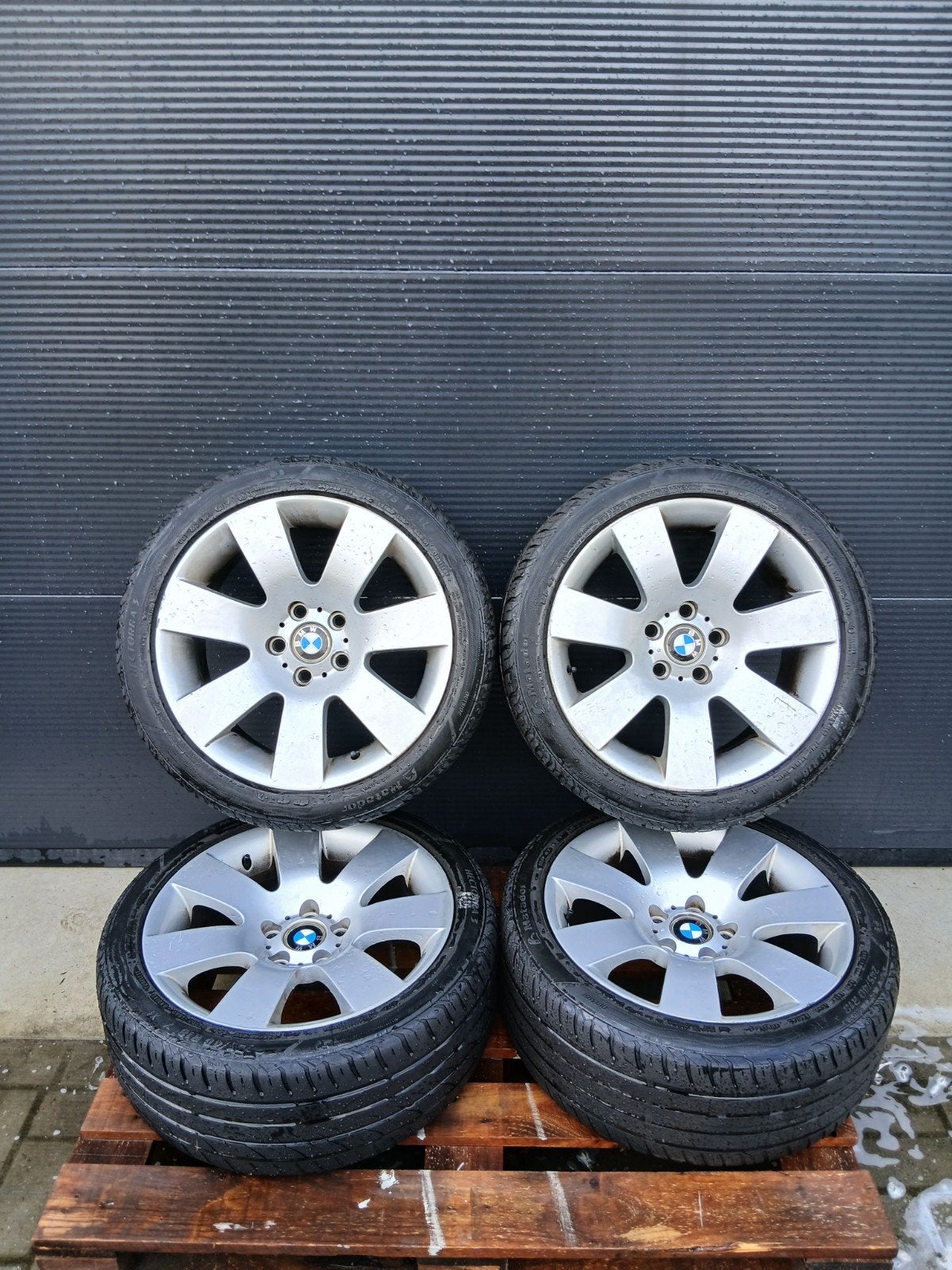Mooie bmw banden, Ophalen