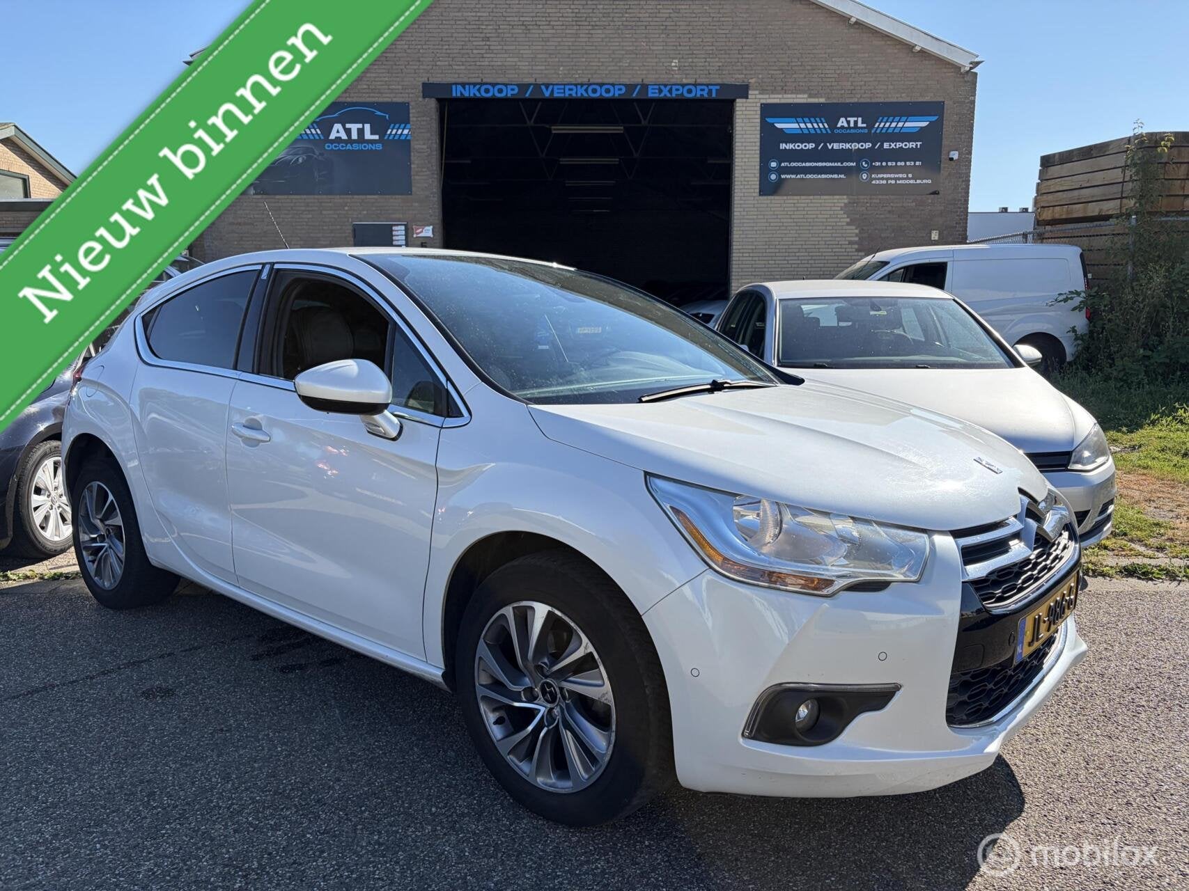 Zeer Nette Citroen DS4 1.2 PureTech Busines VOLL LUX, Auto's, Dealer onderhouden, Gebruikt, Euro 6, 1199 cc