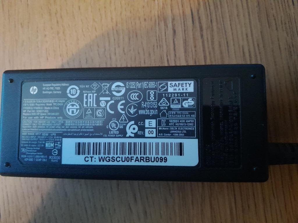 Te koop: TPC-DA54 adapter HP (114) laptop voeding, Computers en Software, Laptop-opladers, Ophalen of Verzenden, Zo goed als nieuw
