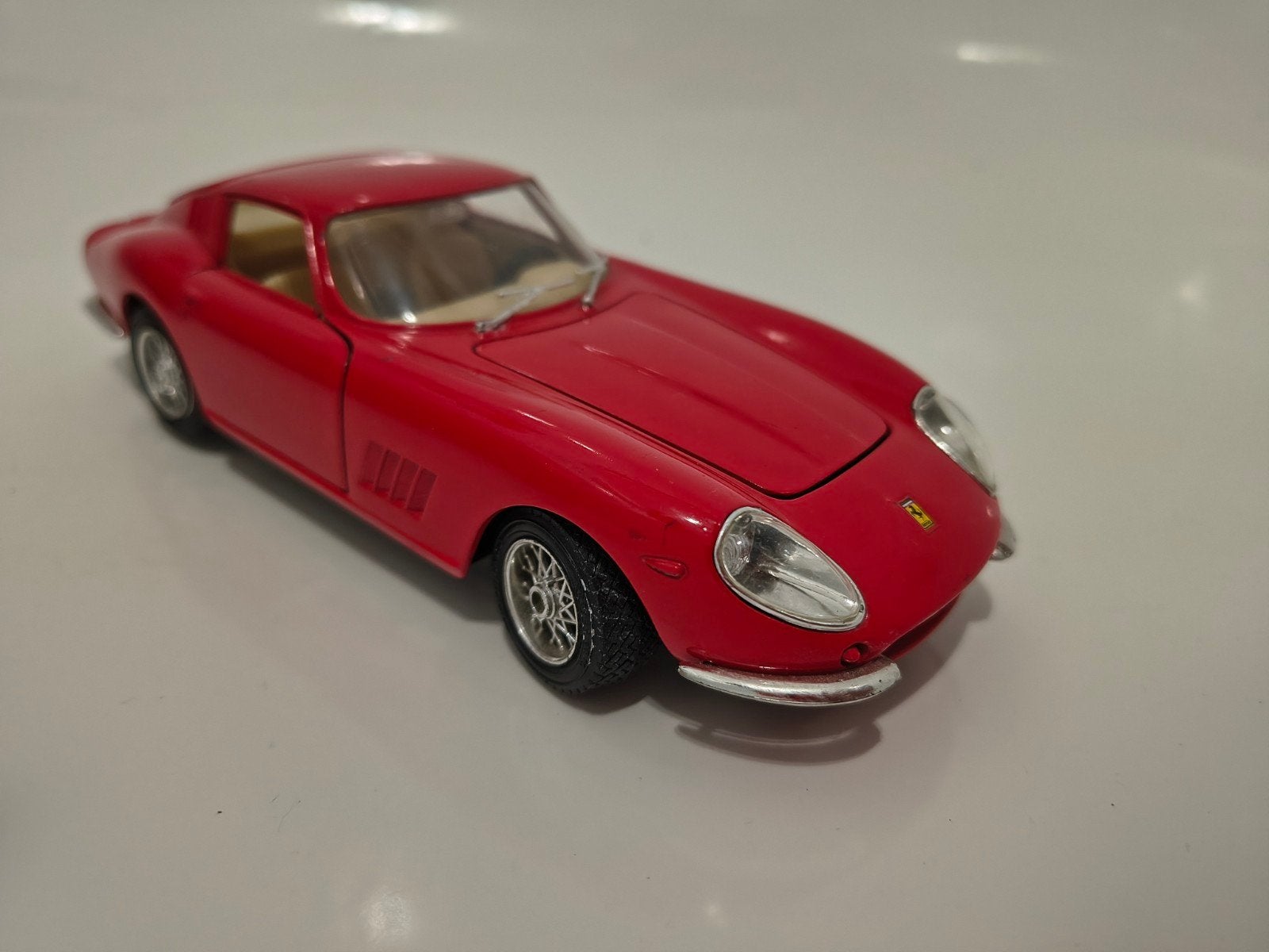 modelauto Burago Ferrari 275 GTB 4  1966 schaal 1:24, Ophalen of Verzenden, Nieuw, Auto, Bburago