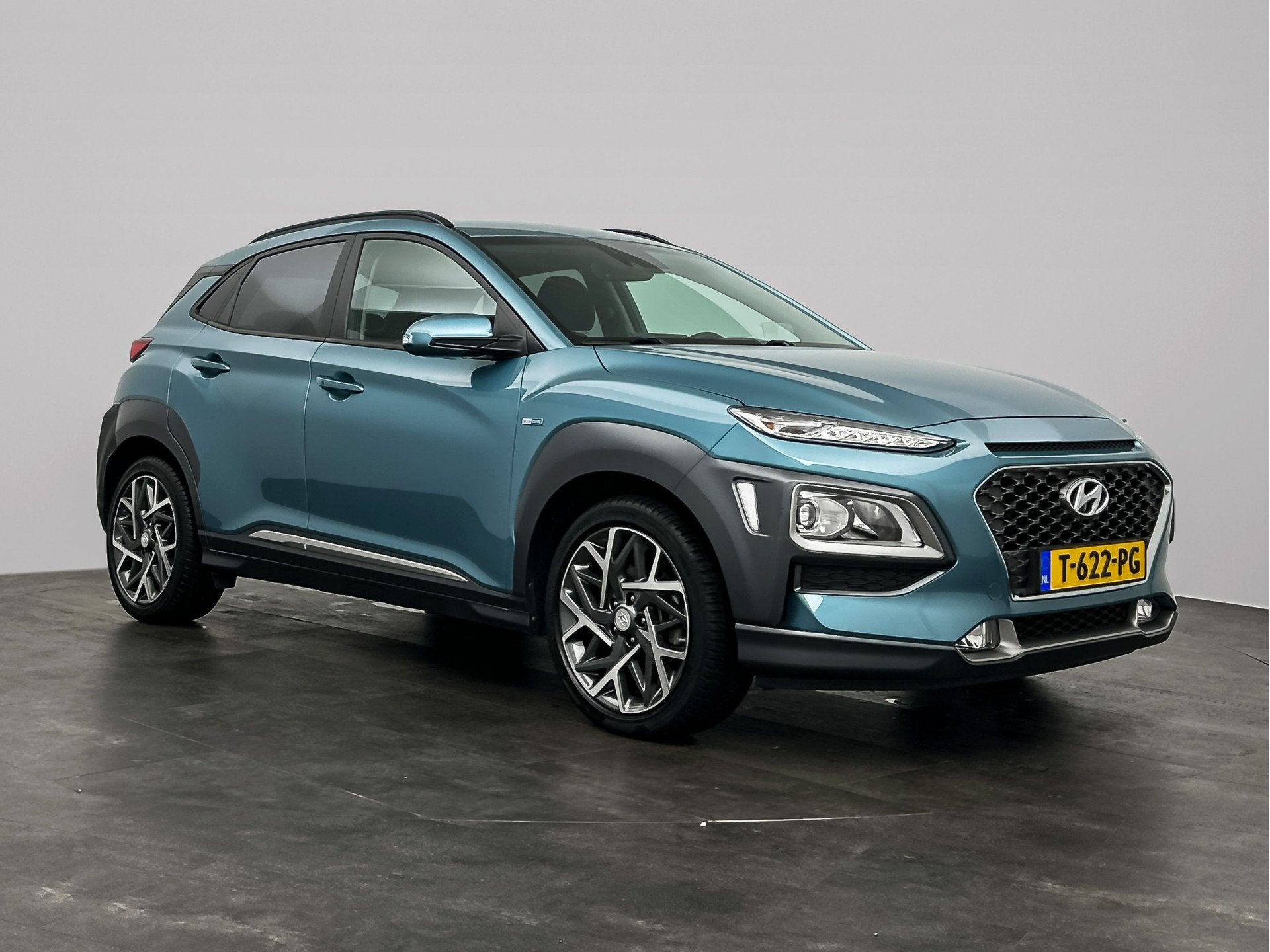 Hyundai KONA 1.6 GDI HEV Fashion | Trekhaak | All-season ban, Auto's, Stof, Euro 6, 23 km/l, Grijs