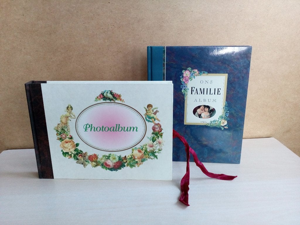 Vintage Fotoalbums:"Fotoalbum"en"Ons Familie Album"Pr/p/stuk, Ophalen of Verzenden