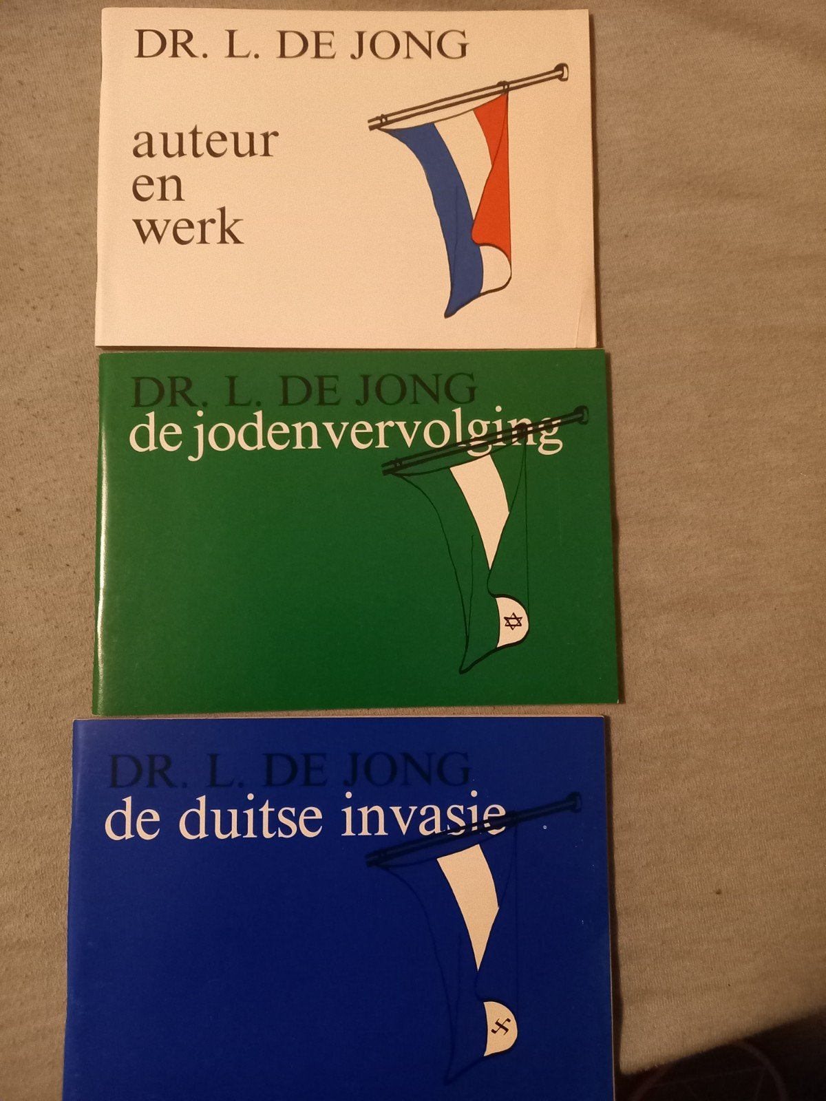 Dr. L. de Jong -Diverse Werken over WOII en Nederlands-Indië, Boeken, Ophalen of Verzenden, 20e eeuw of later, Gelezen, Dr. L. de Jong