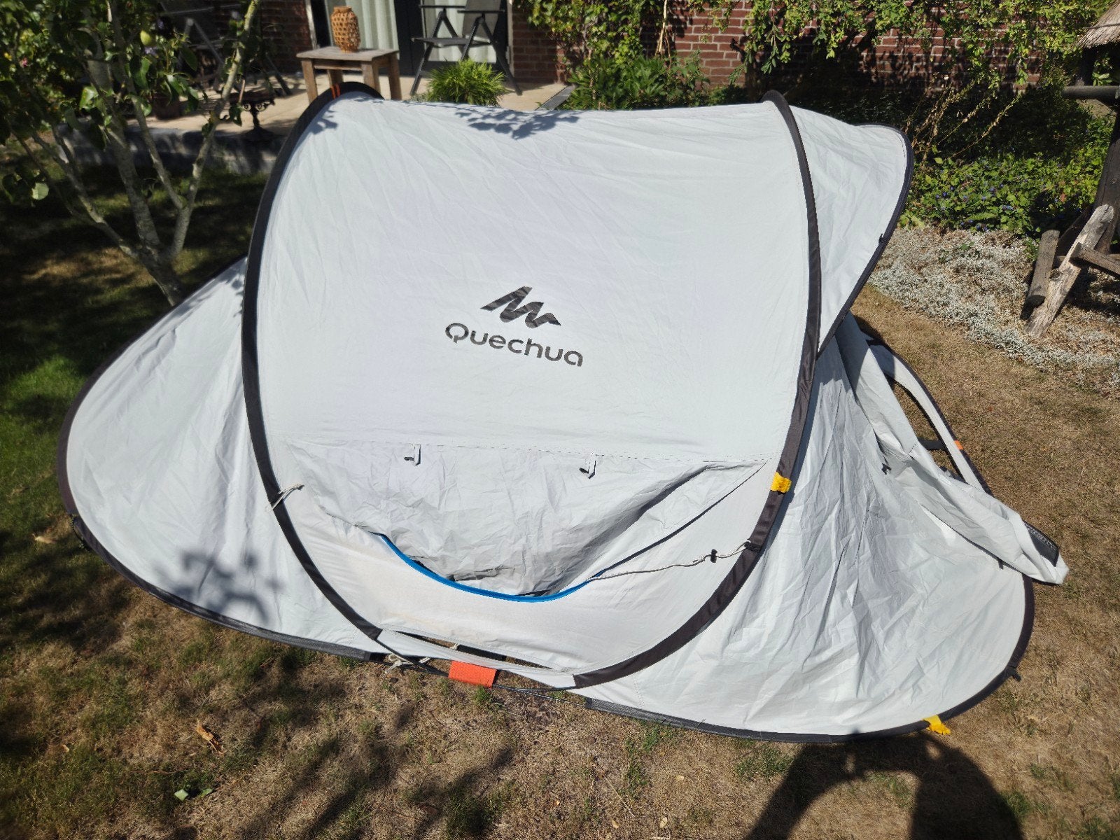 Quechua 2 Seconds 3 Fresh & Black Pop-up Tent, Ophalen of Verzenden, Gebruikt