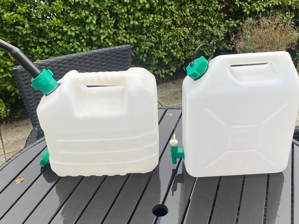 Water jerrycan voor camping/noodpakket (10)liter, Ophalen of Verzenden, Zo goed als nieuw