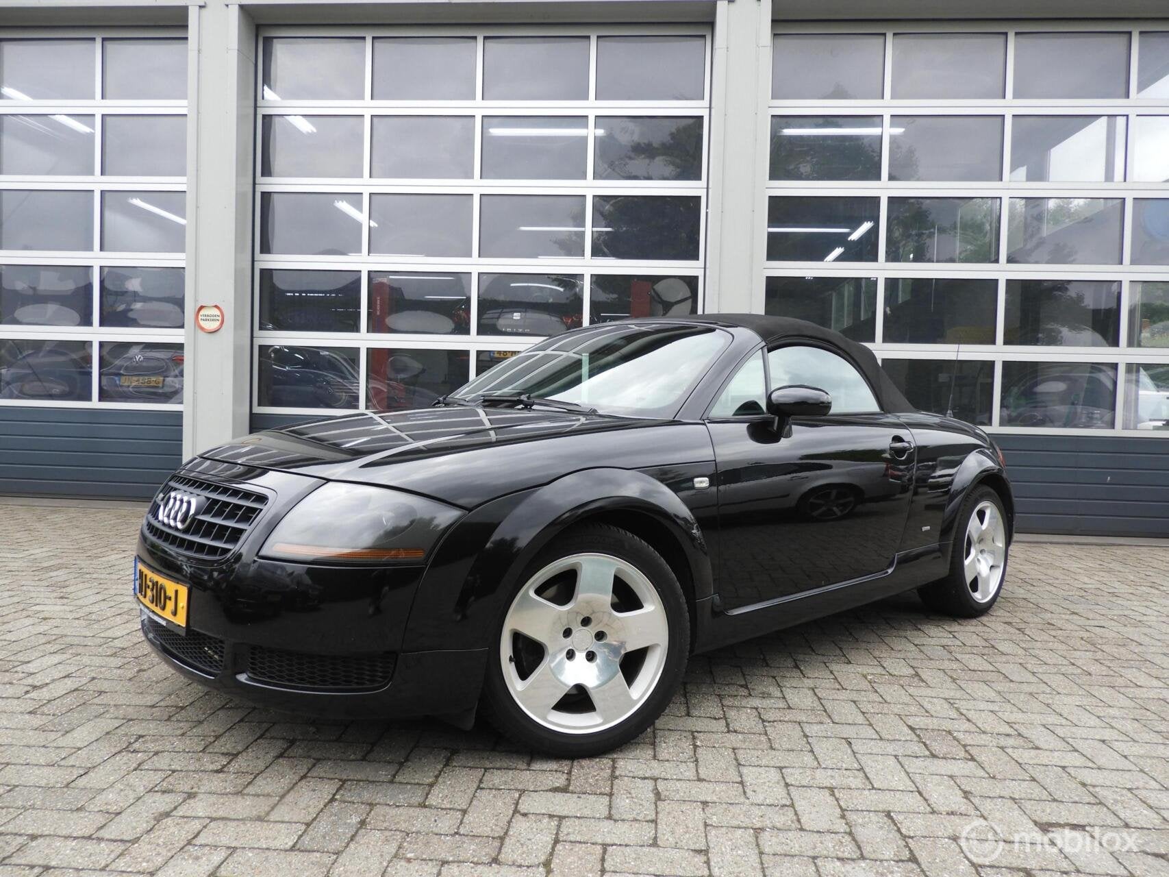 Audi TT Roadster 1.8 5V Turbo, Auto's, Voorwielaandrijving, TT, Gebruikt, 4 cilinders