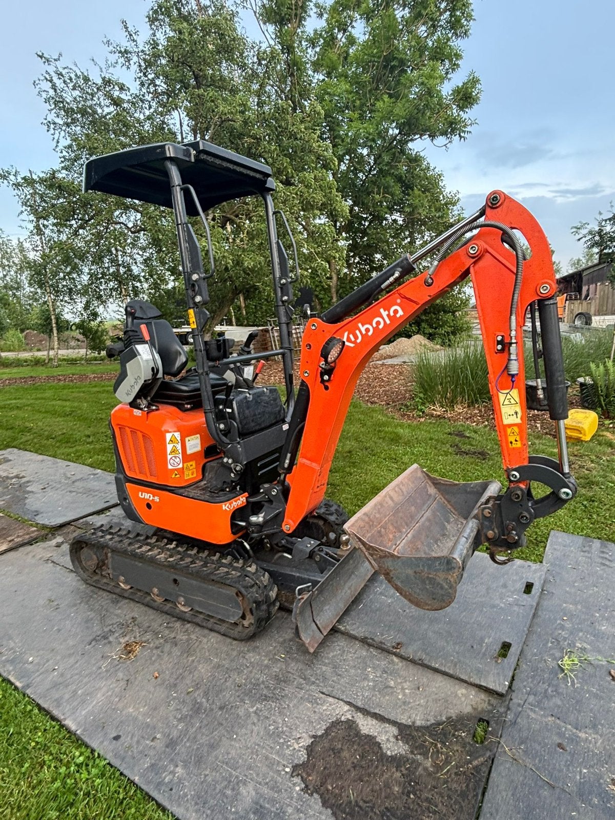 Minigraver met machinist
