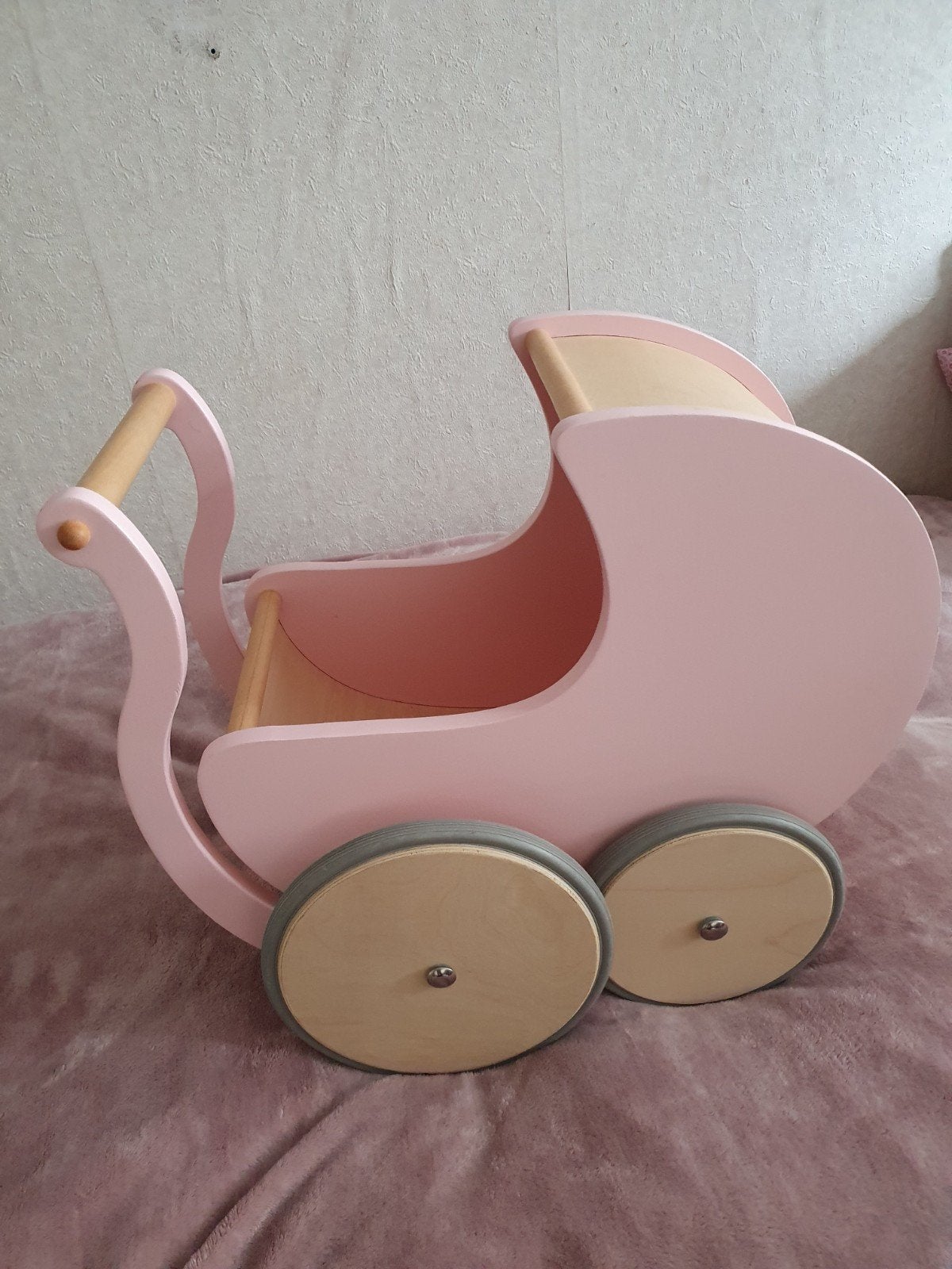 Te koop: Kinderfeets poppenwagen., Ophalen, Zo goed als nieuw