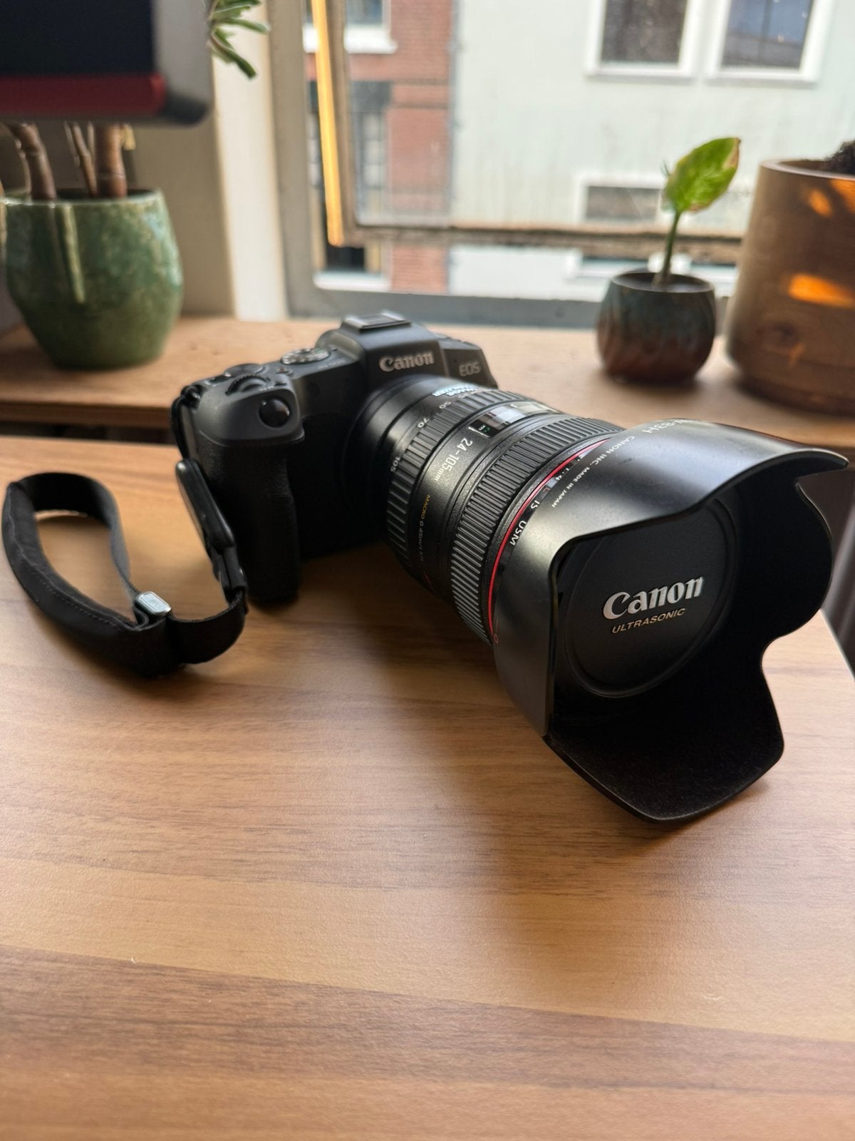 Canon EOS RP + Canon EF 24-105mm f/4L IS USM | Complete set, Ophalen, Zo goed als nieuw, Canon, 4 t/m 7 keer