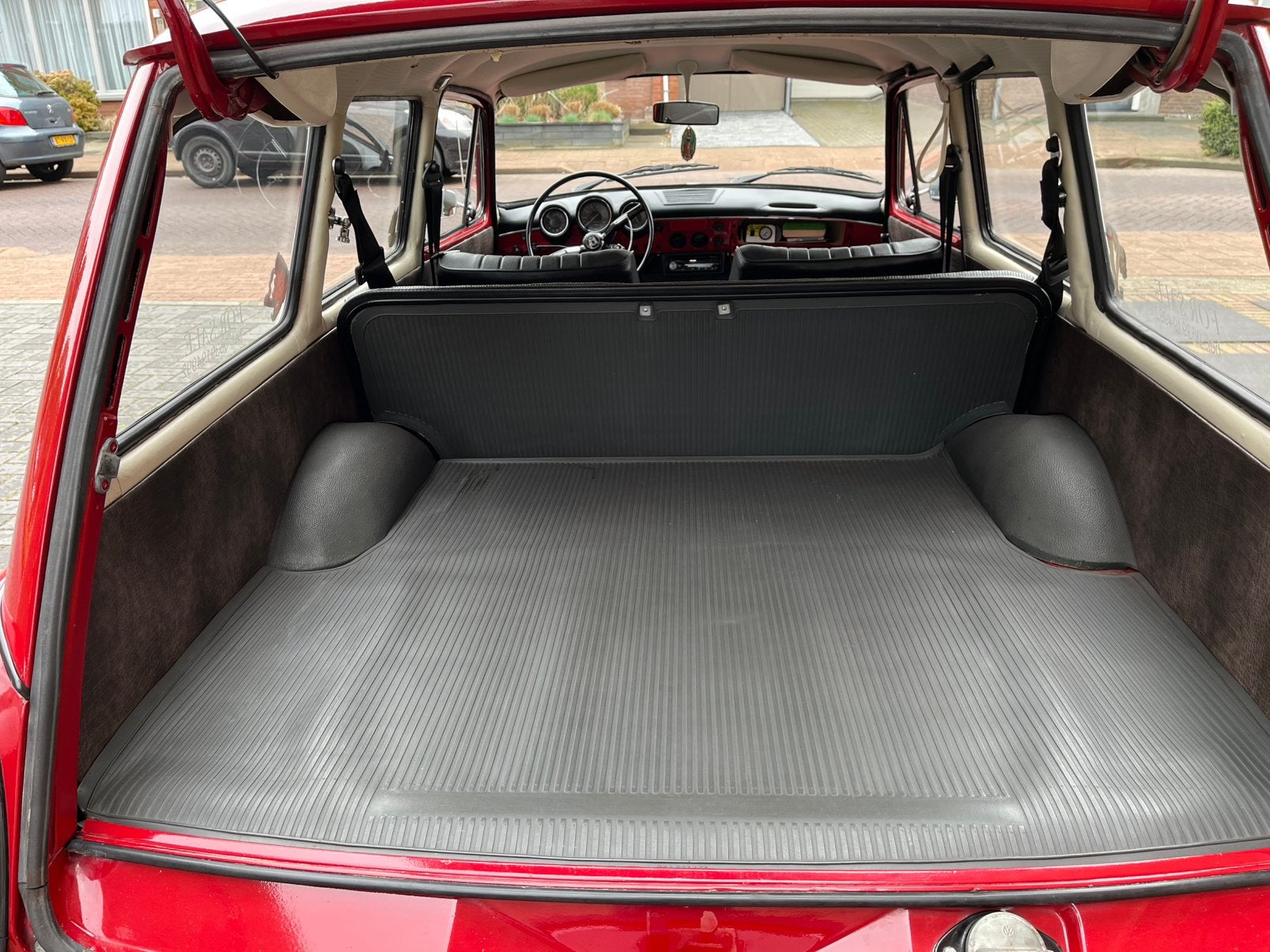 Vw type 3 variant oldtimwr, foto 7