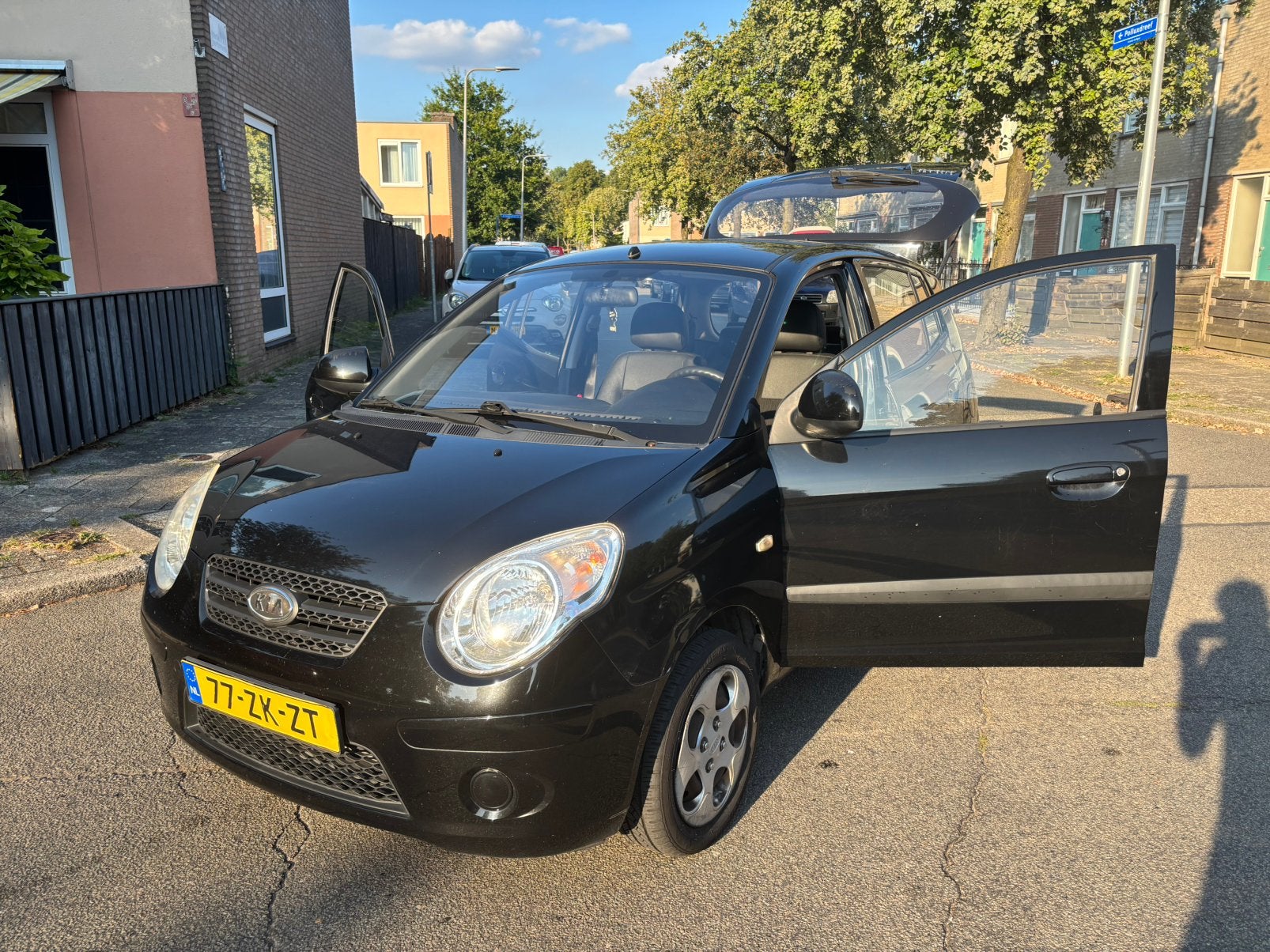 Kia Picanto 1.0 2008 Zwart - 166xxx km NAP