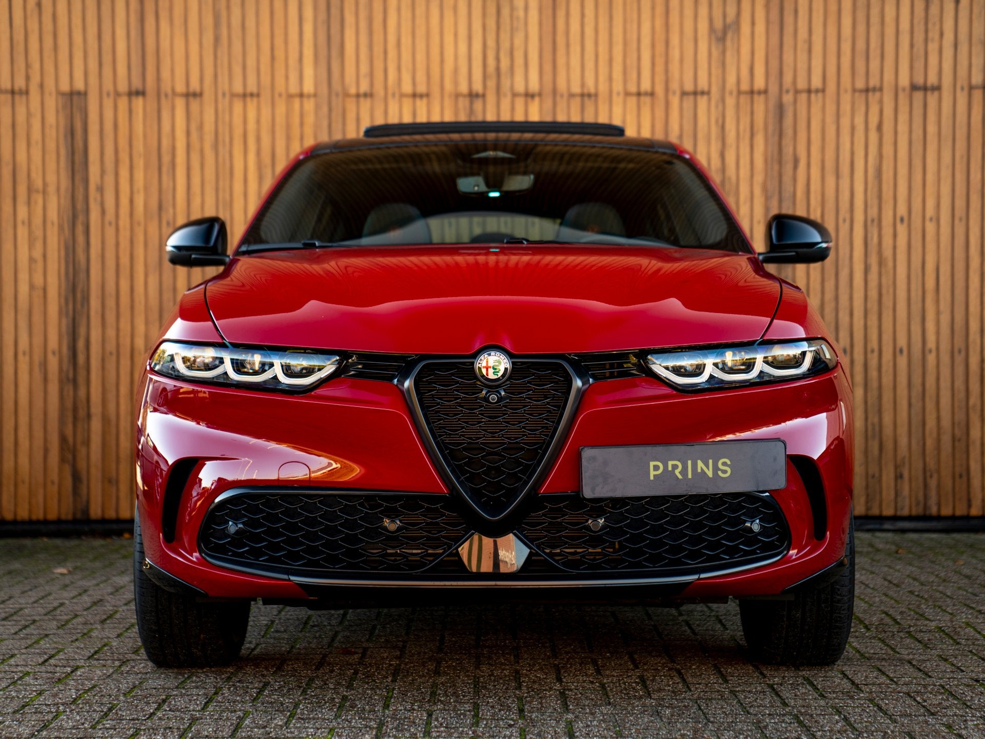 Alfa Romeo Tonale 1.3T PHEV Intensa 280pk | Harman/Kardon |, Auto's, Automaat, Dealer onderhouden, 77 km/l, Gebruikt