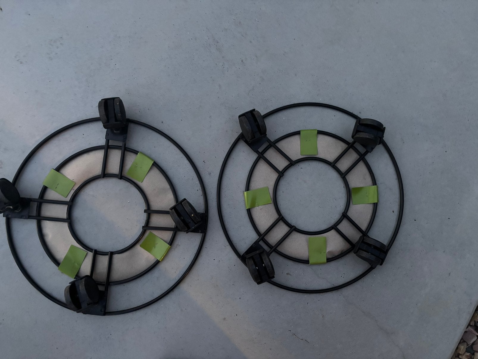 Twee nieuwe plantentrolleys van Intratuin., Tuin en Terras, Bloembakken en Plantenbakken, Ophalen of Verzenden, Zo goed als nieuw