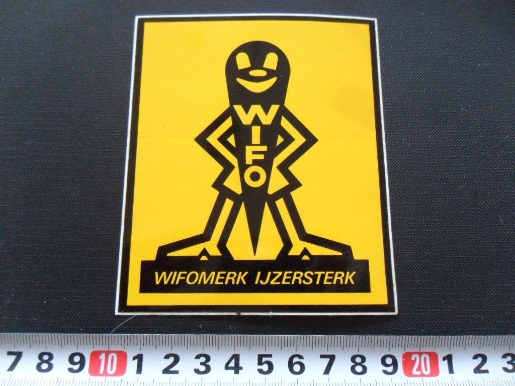 sticker WIFO wifomerk ijzersterk, Ophalen of Verzenden, Zo goed als nieuw