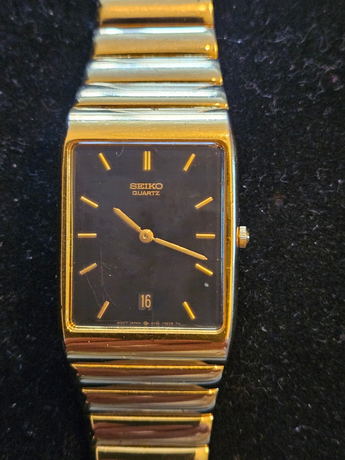 Gebruikt Seiko Quartz horloge - Goudkleurig zwarte wijze, Gebruikt, Polshorloge, Overige materialen, Ophalen of Verzenden