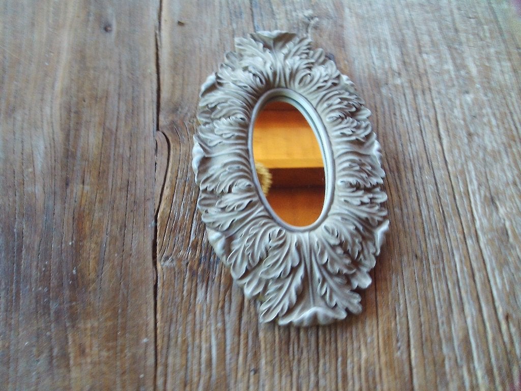 Kleine ovale spiegel van PTMD, polystone, 30x17 cm, Minder dan 50 cm, Gebruikt, Ophalen of Verzenden, Minder dan 100 cm