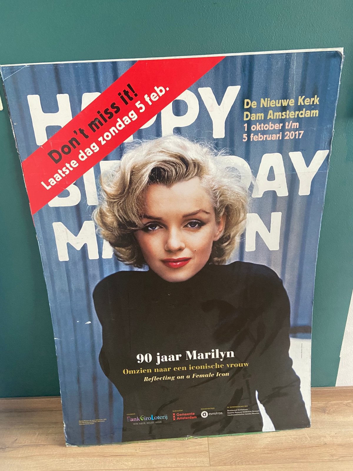 Mooie grote Marilyn Monroe poster op karton, Ophalen, Zo goed als nieuw, Foto of Poster