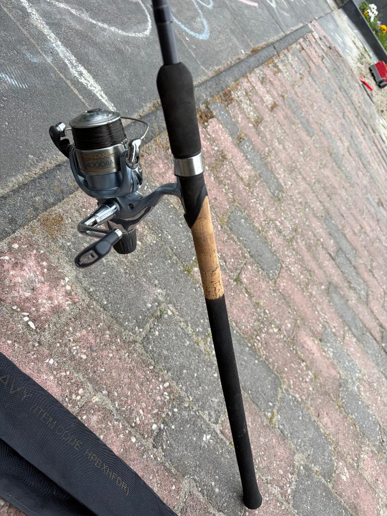 Shimano bx heavy feeder met molen, Ophalen, Zo goed als nieuw, Werphengel
