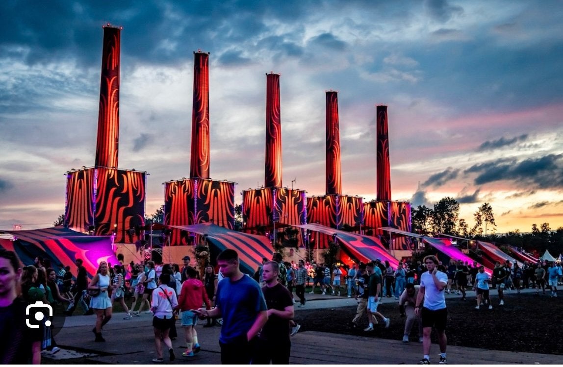 Lowlands Camper ticket met stroom, Tickets en Kaartjes, Evenementen en Festivals, Eén persoon