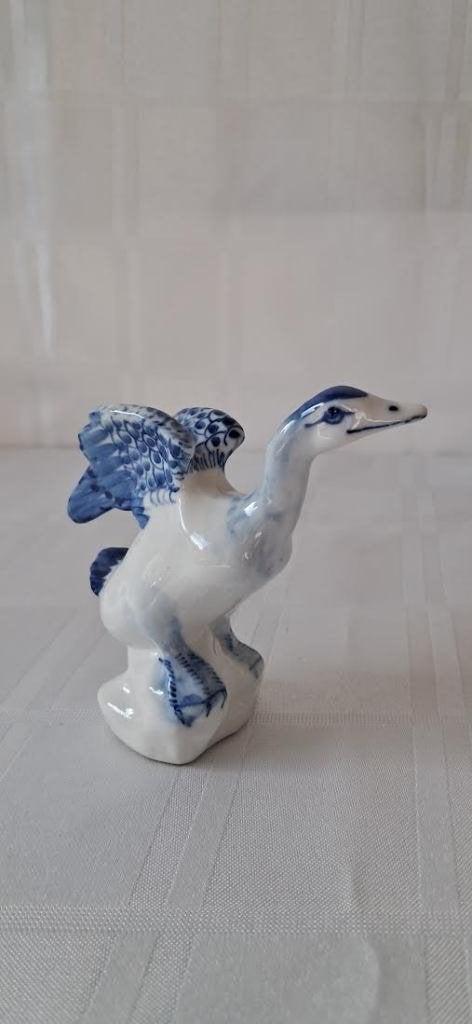 Beeld gans blauw wit porselein, Ophalen of Verzenden, Zo goed als nieuw, Dier